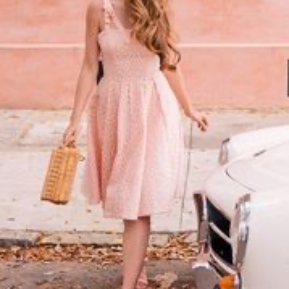 Gal Meets Glam Helen Dress